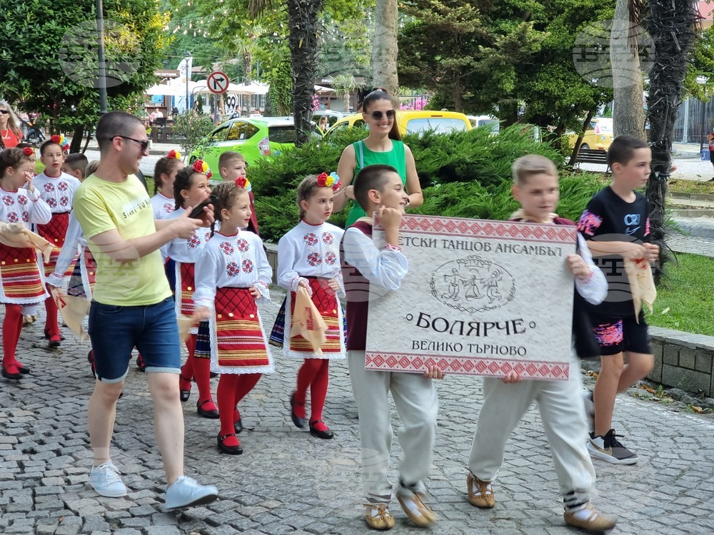 Созопол - парад - младежки фестивал на изкуствата "Музите"