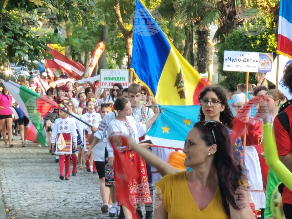 Созопол - парад - младежки фестивал на изкуствата "Музите"