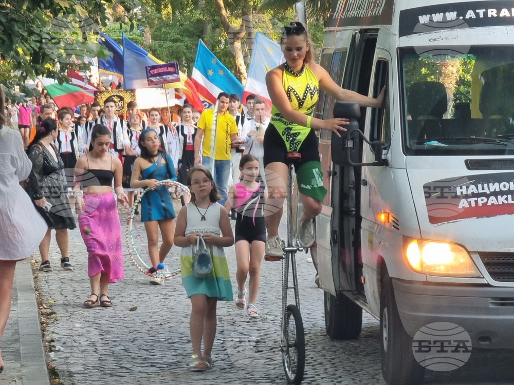 Созопол - парад - младежки фестивал на изкуствата "Музите"