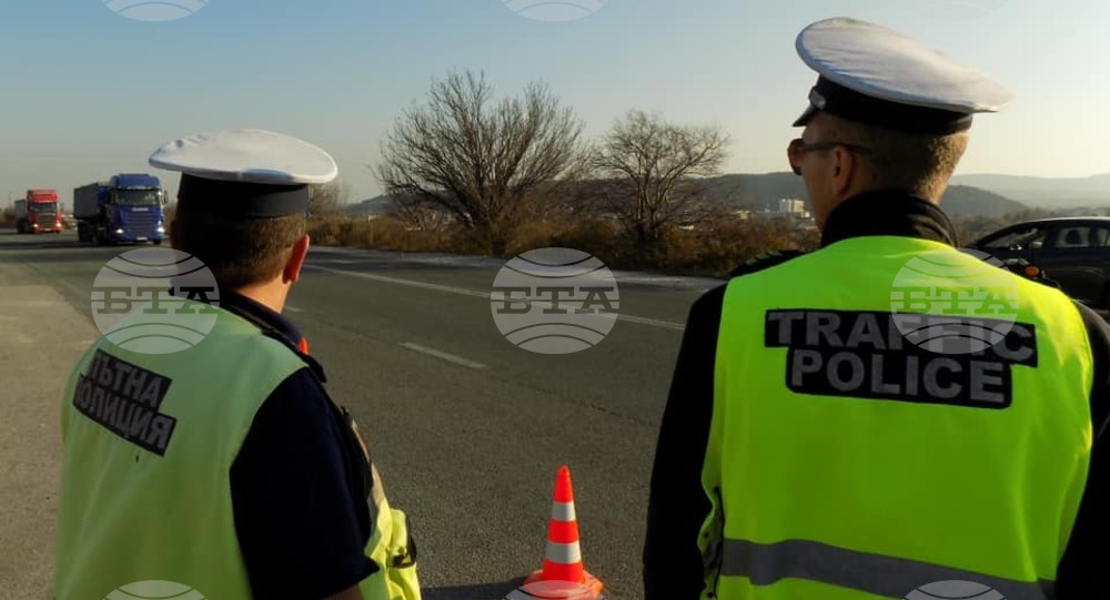В Бургас са задържани шестнайсет мигранти от сирийски произход