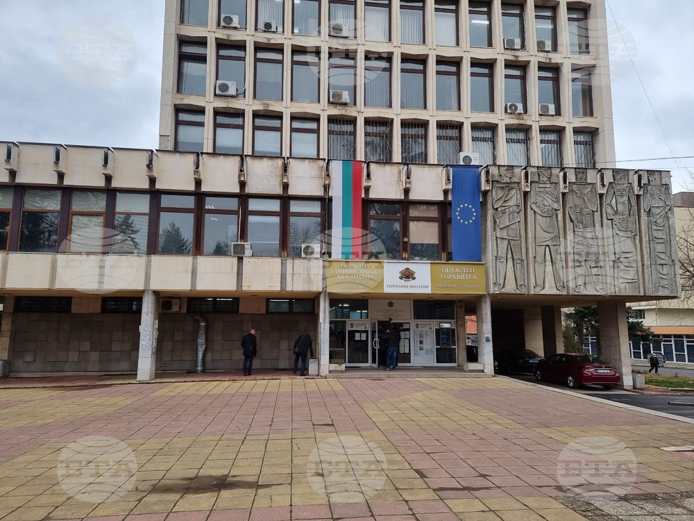 Възобновени са приемните за граждани, организирани от областния управител на Кюстендил