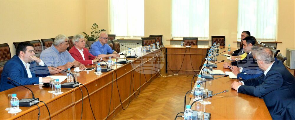 Transport Ministry Opens Dialogue with Experts, Trade Unions on Forthcoming Reforms in Sector
