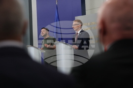 Министерски съвет - Володимир Зеленски - Николай Денков - пресконференция