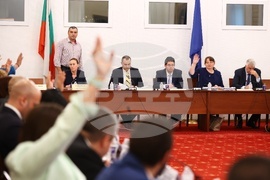 Народно събрание - Комисия по труда, социалната и демографската политика - Комисия по Бюджет и финанси - Комисия по икономическа политика и иновации