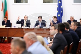 Народно събрание - Комисия по труда, социалната и демографската политика - Комисия по Бюджет и финанси - Комисия по икономическа политика и иновации