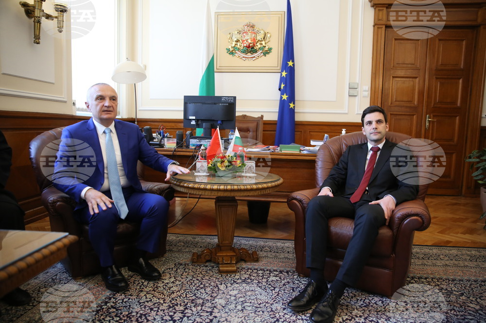 Никола Минчев - Илир Мета - среща