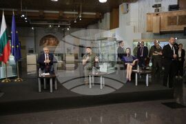 НИМ - Николай Денков - Мария Габриел - Володимир Зеленски - дискусия