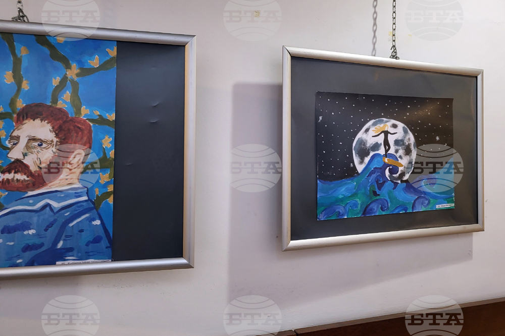 Самоков - изложба - Виктория Чипова