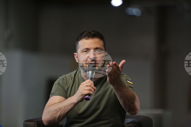 Украинският президент Володимир Зеленски пристига на посещение в Букурещ днес