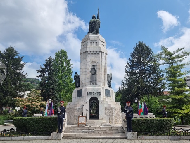 Велико Търново - Освобождение - почит