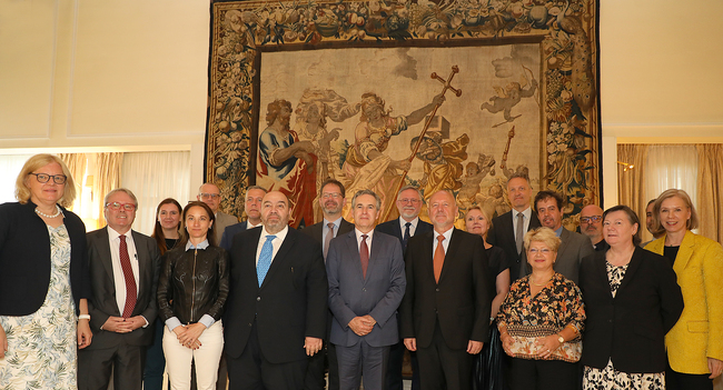 Министър Тодор Тагарев се срещна с посланиците на страните от Европейския съюз 