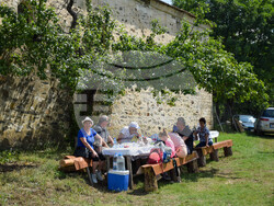 Село Докатичево - църква „Света Неделя“ - храмов празник