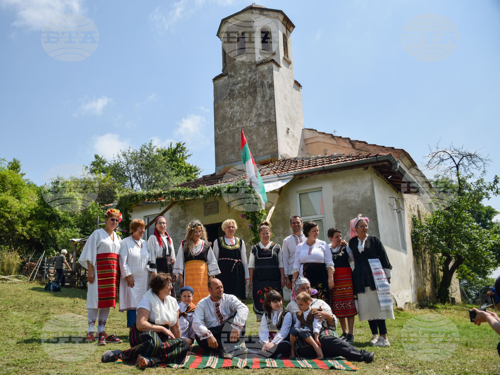 Село Докатичево - църква „Света Неделя“ - храмов празник