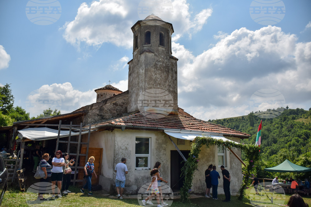 Село Докатичево - църква „Света Неделя“ - храмов празник