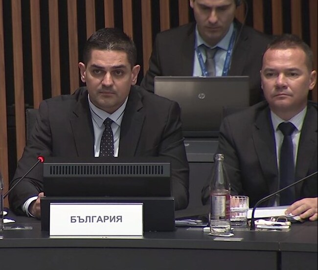 Министър Василев: ММС работи в подкрепа на доброволчеството