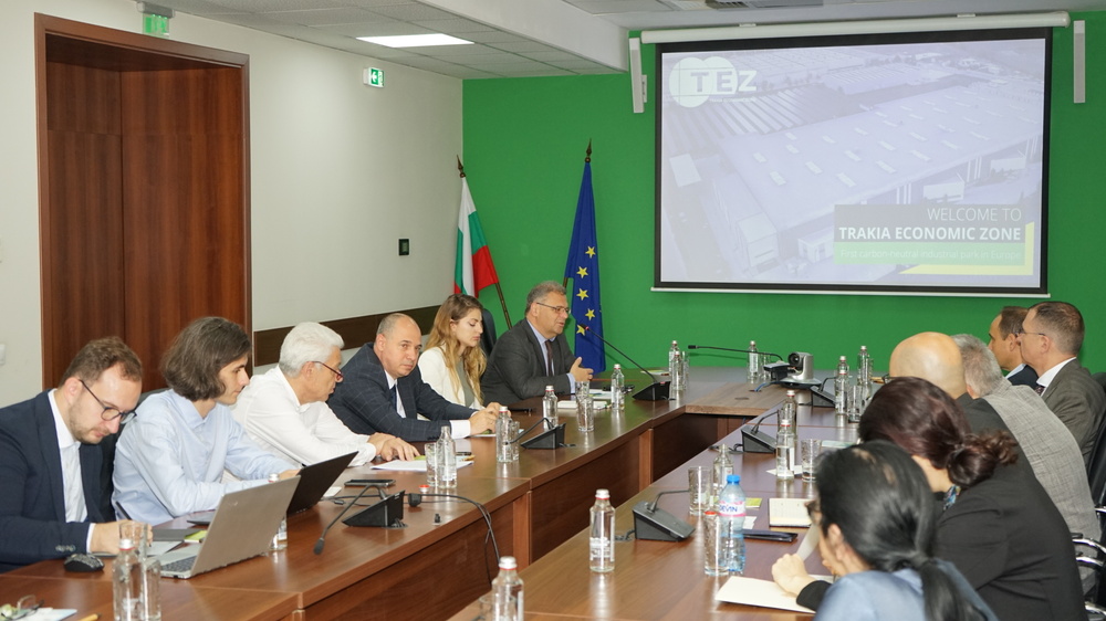 Министър Юлиян Попов: Заедно с общините трябва да развием въглеродно неутрални зони за индустрията в цялата страна