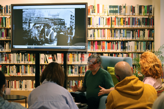 Гьоте - институт - дискусия