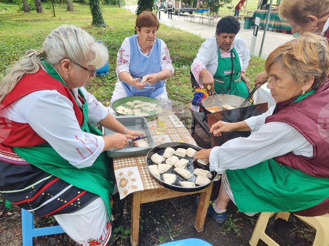 Село Балван - празник на баницата