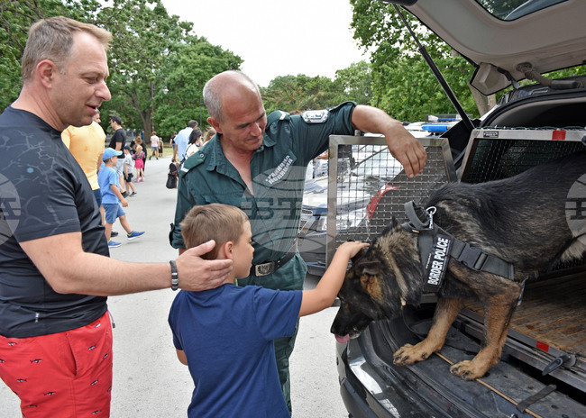 Варна - „С обич за децата в памет на бащите герои“