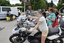 Варна - „С обич за децата в памет на бащите герои“