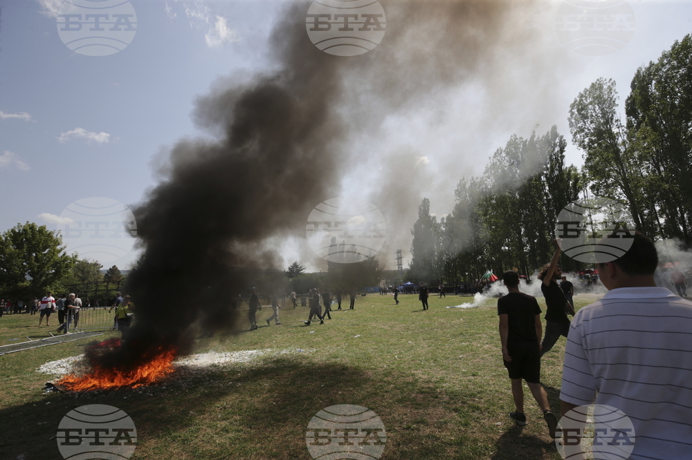 Организаторите на гей парада в Грузия обвиниха полицията за националистическите прояви