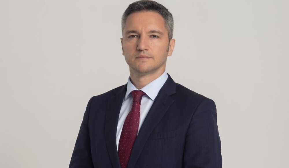 Кристиан Вигенин: Правителството в един ден три пъти предаде българския национален интерес