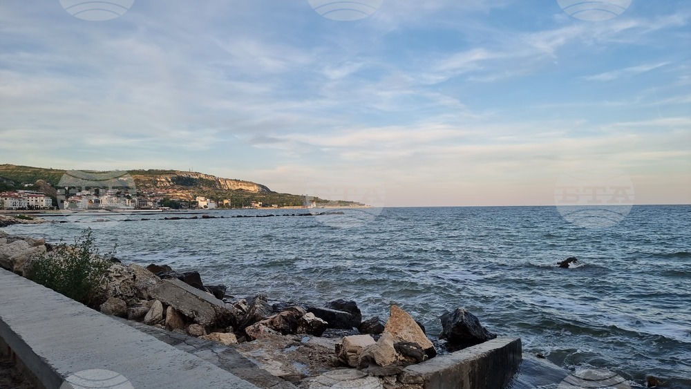 Romania’s Environment Ministry Assures Water Quality Is Good in Romanian Black Sea Area