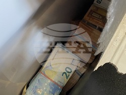 Снимки: Агенция „Митници“