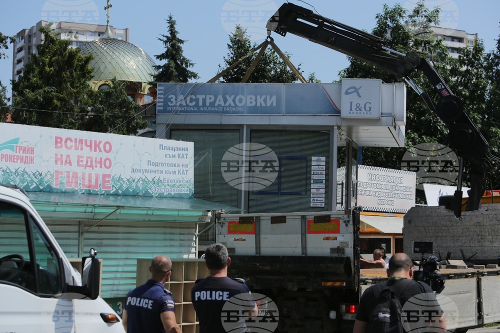 Незаконни преместваеми съоръжения - премахване