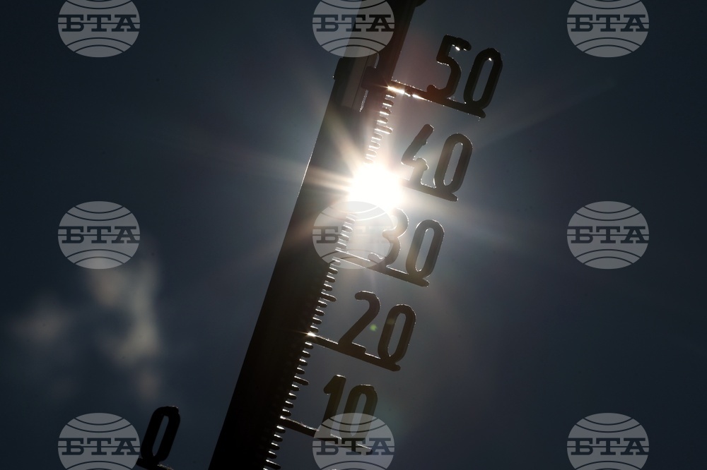 Топло време