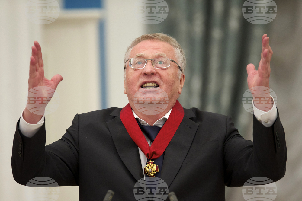 Почина Владимир Жириновски