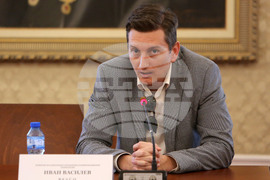 Комисия по електронно управление и информационни технологии