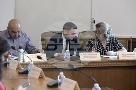 Парламент - Комисия по туризъм