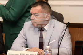 Парламент - Комисия за контрол над службите за сигурност - Венелин Венев