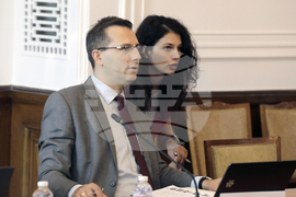 Парламент - Комисия по околната среда и водите