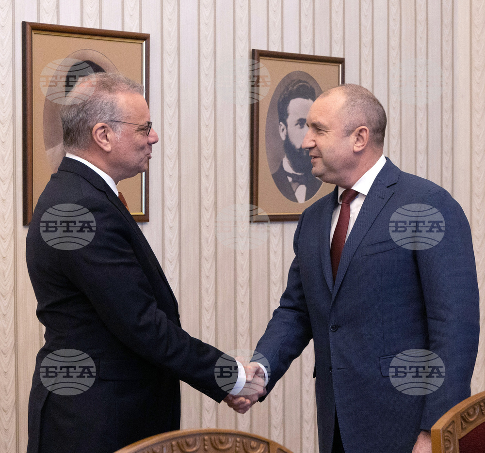 Bulgarian President, Cypriot Interior Minister Discuss Migration Control
