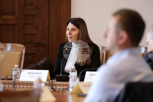 Парламент - Комисия по земеделието, храните и горите