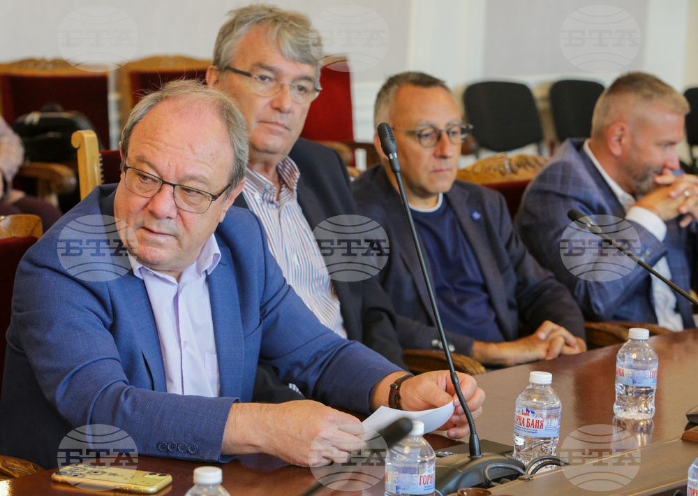 Парламент - Комисия по образованието и науката