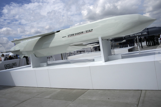 Украйна заяви, че е нанесла удари с ракети СКАЛП по руски бази за съхранение на дронове 