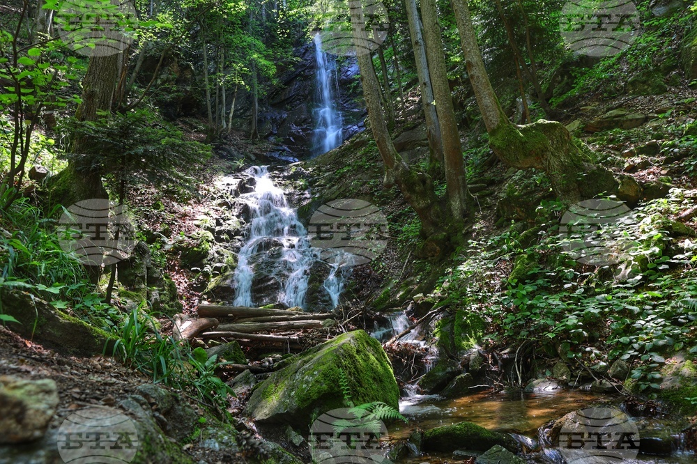 Село Костенец - Рила планина