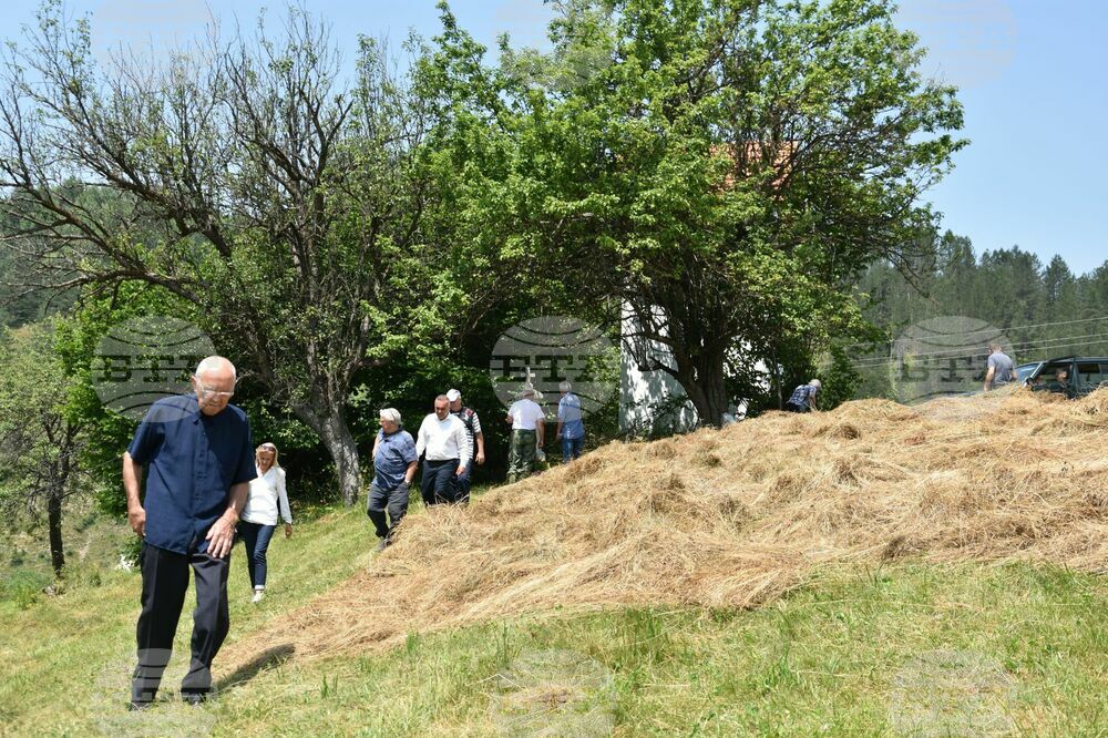 Сърбия - Село Божица - поручик Генчо Неделчев - почит