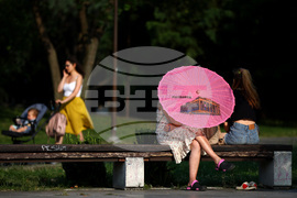 Топло време