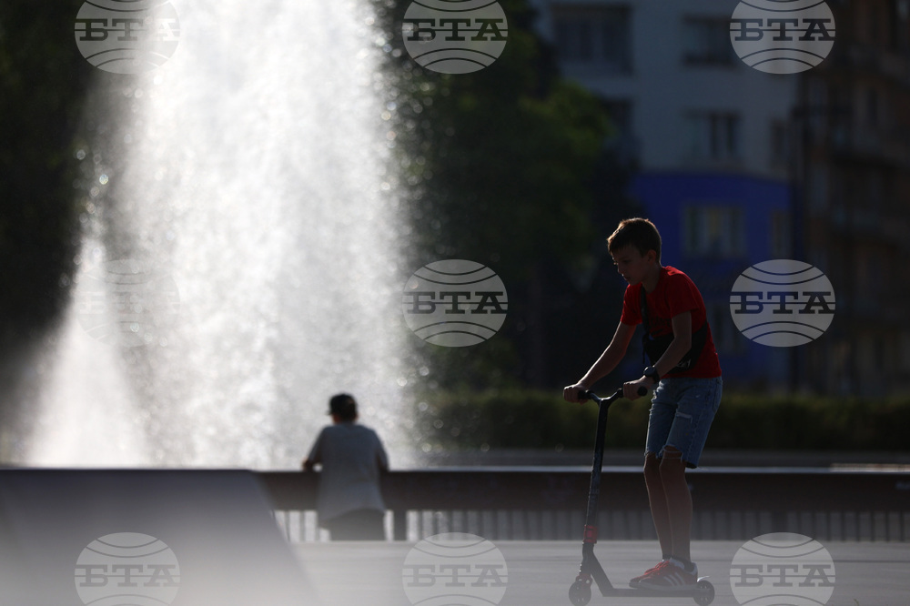 Топло време