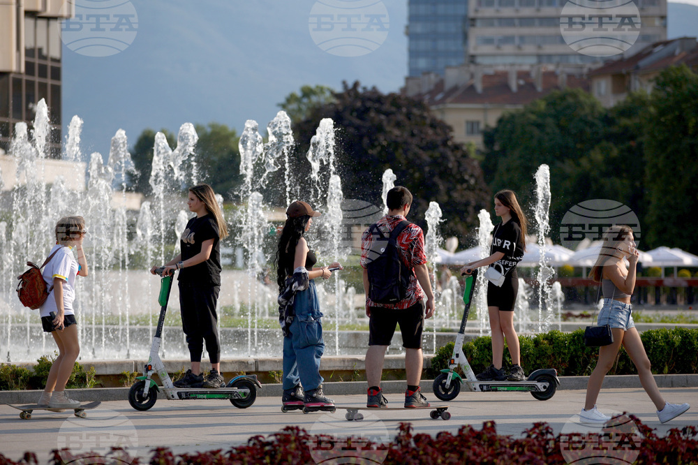 Топло време