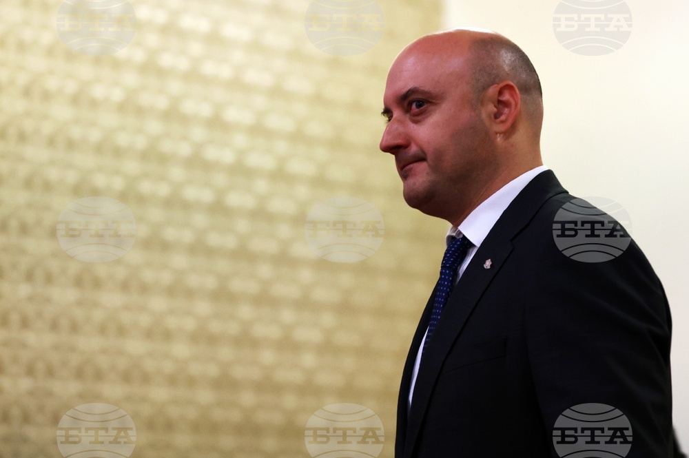 Парламент - Атанас Славов