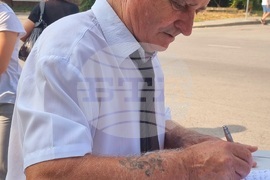 Хисаря - Южна крепостна порта "Камилите" - подписка