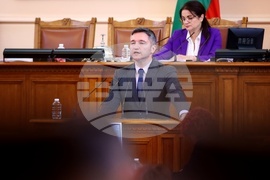 Парламент - заседание - Кристиан Вигенин