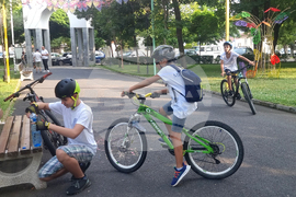 Момчилград - велосипедисти - обучение по безопасно каране