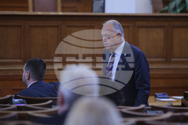 Парламент - заседание - Атанас Атанасов