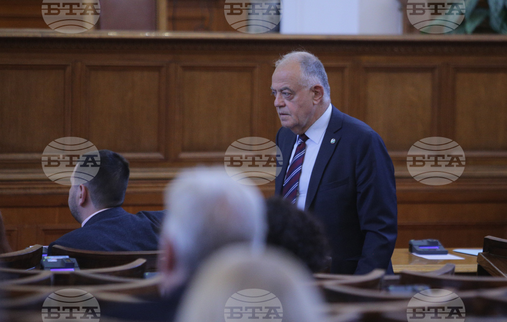 Парламент - заседание - Атанас Атанасов